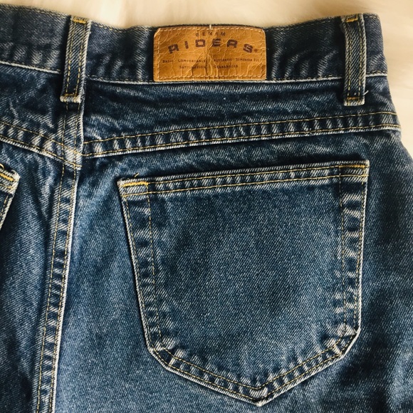 High waisted Jean Shorts - Picture 9 of 10